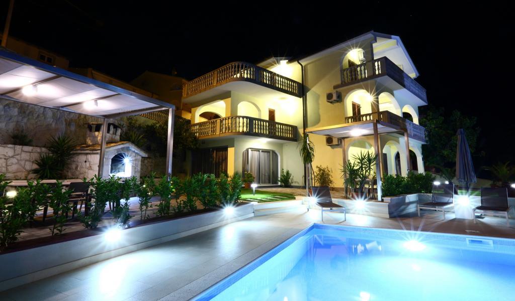 Apartments Bago Trogir Exterior foto