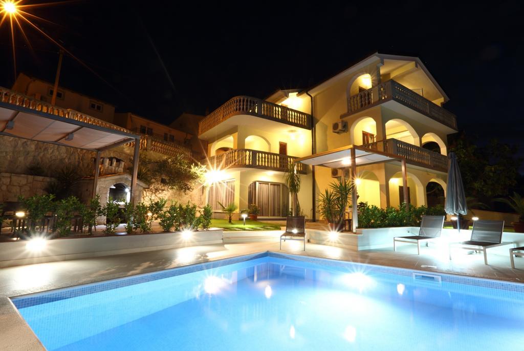 Apartments Bago Trogir Exterior foto