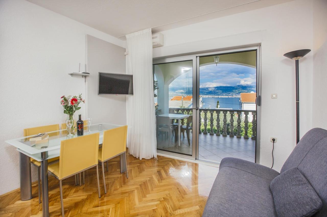 Apartments Bago Trogir Exterior foto